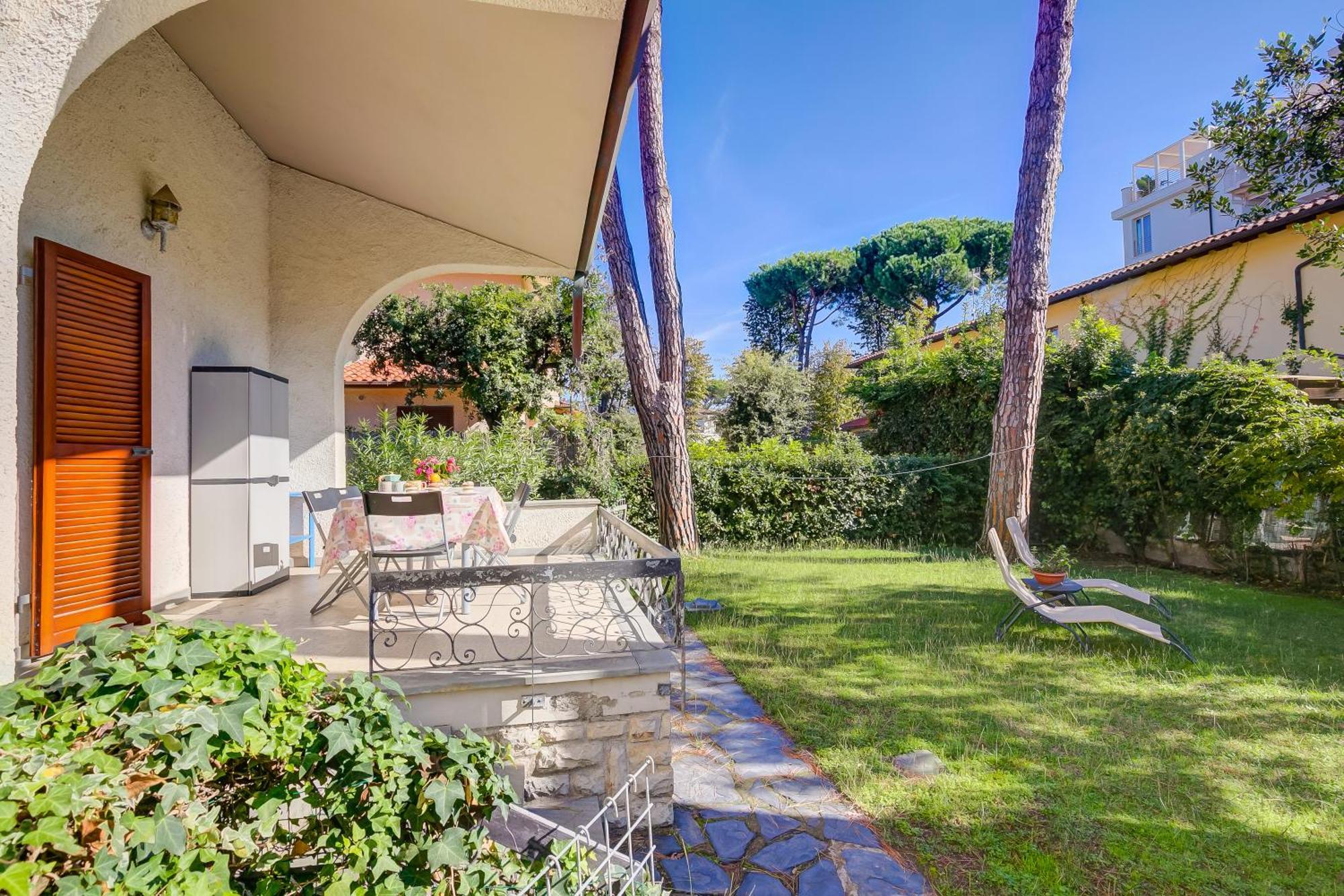 Casa Maddalena Al Mare 600M From Sea - Happy Rentals Marina di Pietrasanta Exterior foto